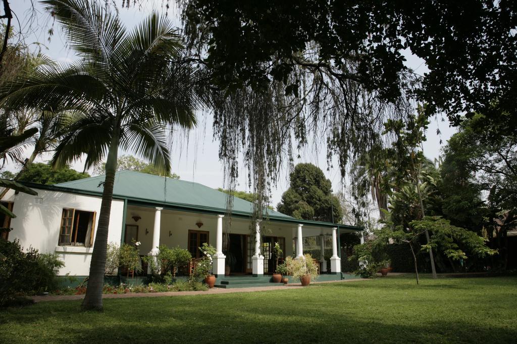 York Lodge Χαράρε Εξωτερικό φωτογραφία